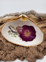 Pressed Flower Shells - Image 2